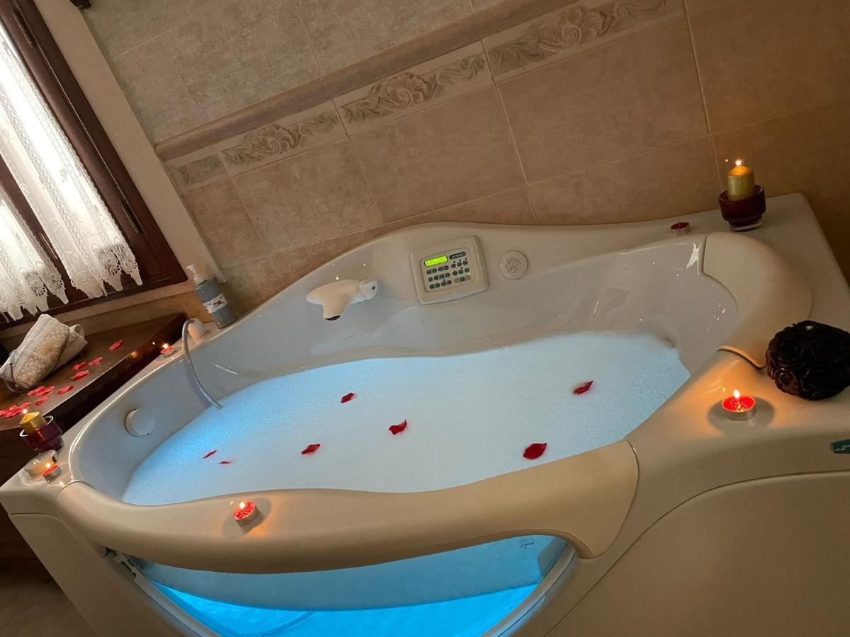 برينديسي Regina Suite المظهر الخارجي الصورة